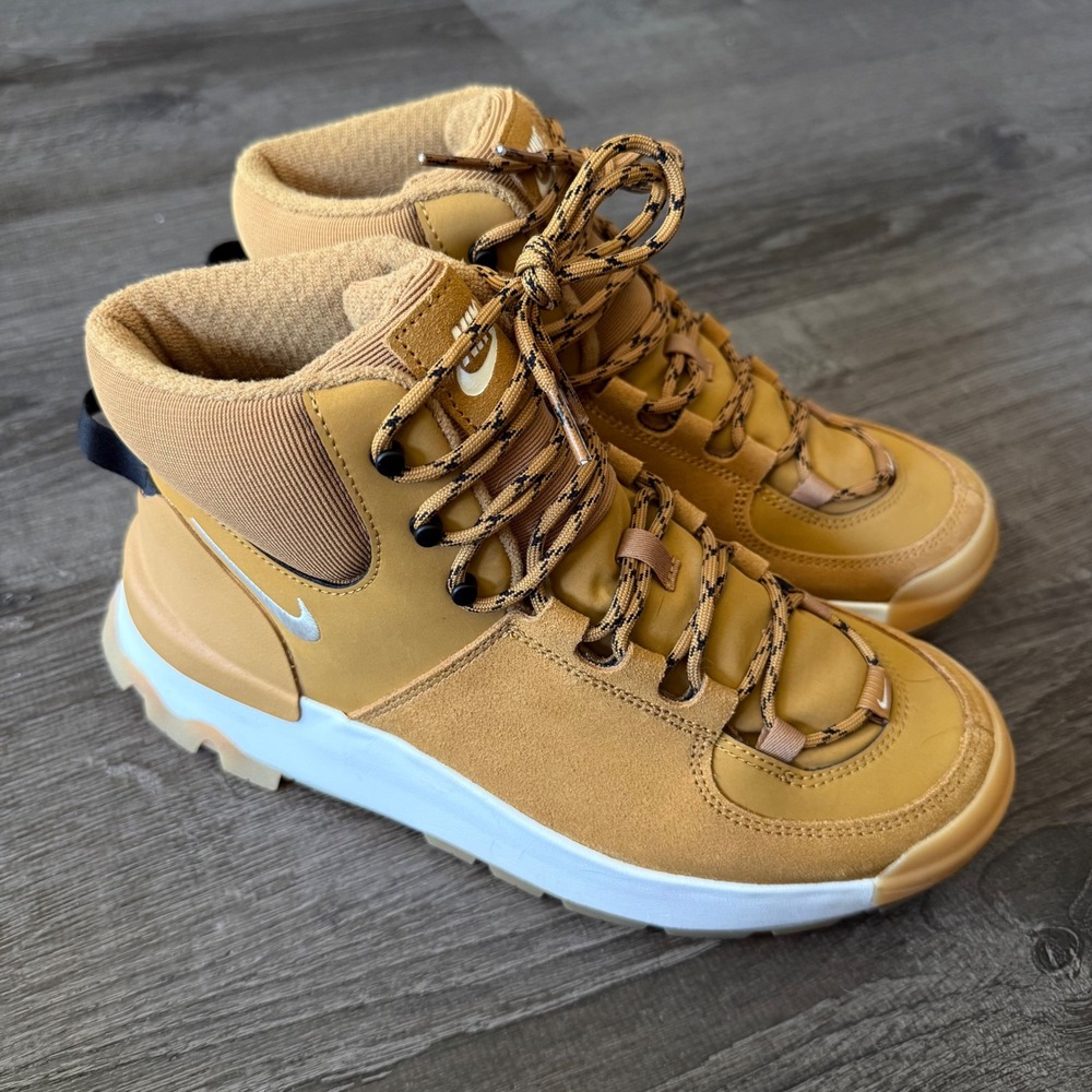Nike City Classic Boots 8.5 Wheat Gold DQ5601-710 Suede Hiking Sneakers